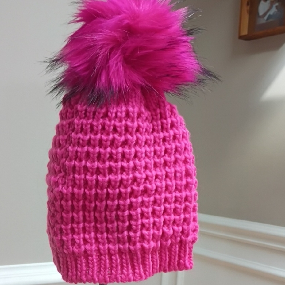 Girls Plush Pom Beanie Hat in Hot Pink